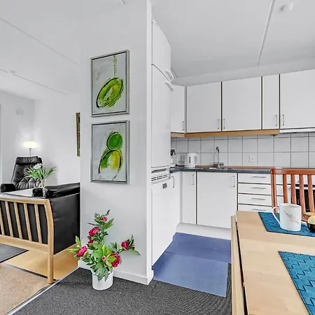 2 Bedroom Cozy In Tranekaer * Hou (Syddanmark)